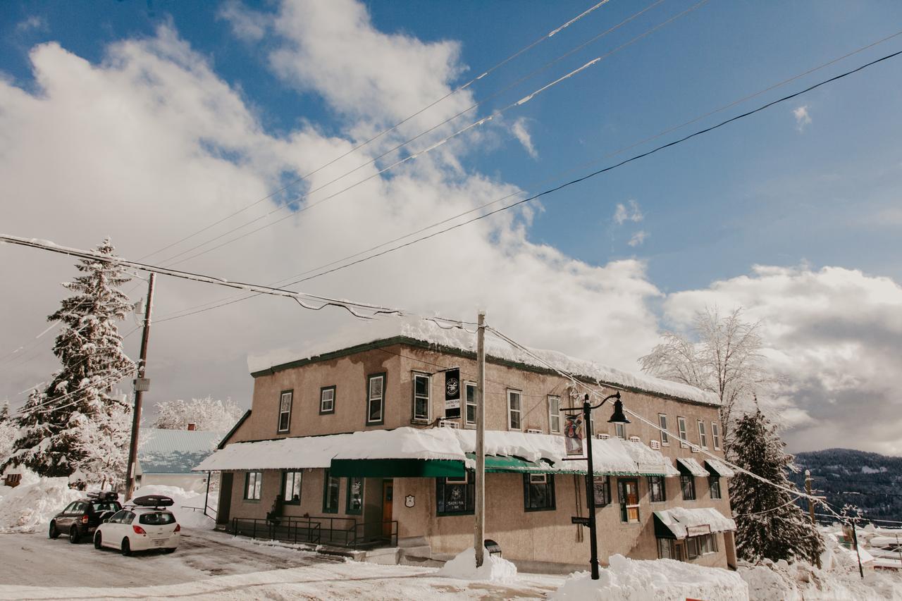 The Flying Steamshovel Inn Rossland Exterior foto